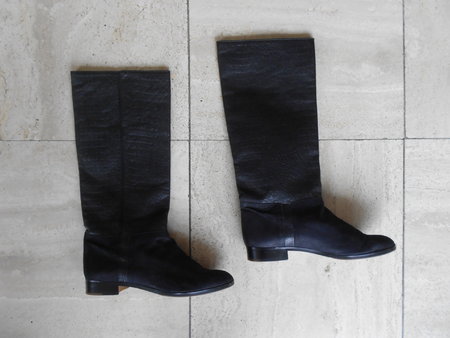 Fancy vintage 80s leather boots\\n\\n05/11/2020 4:37 PM