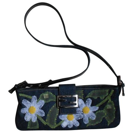 Fendi blue canvas handbag\\n\\n05/11/2020 5:37 PM