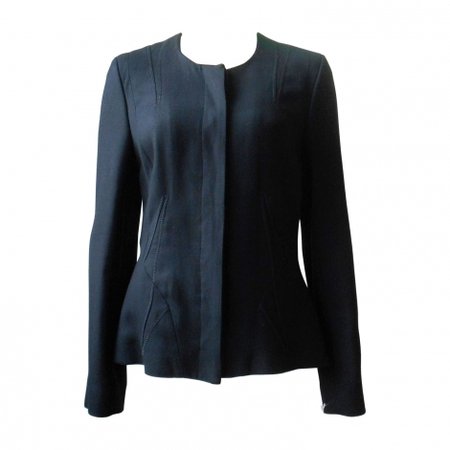 Christian Dior jacket\\n\\n11/17/2022 4:54 PM