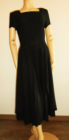 Robe laine noir Nicole Matsuda Tokyo vintage 90s\\n\\n11/05/2020 18:19
